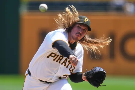 Pirates Use Six Relievers To Two-Hit The Giants In A 5-2 Victory